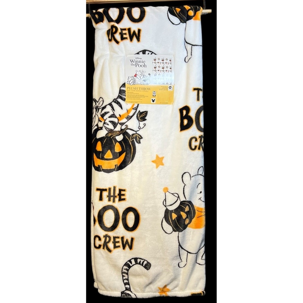 Disney Winnie the Pooh Plush Halloween Boo Crew Throw Blanket 50 X 70 NWT 🎃🎃 - Picture 2 of 7